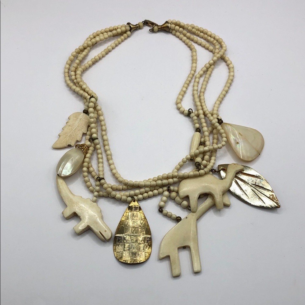 Vintage African Safari Carved Animals Layered Statement Tribal Boho Necklace.